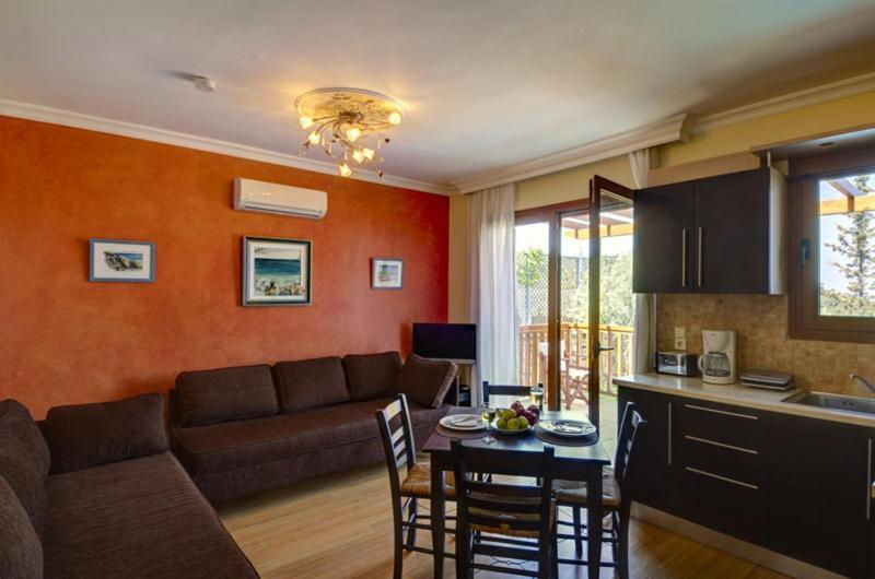 Agios Nikitas Resort Villas Экстерьер фото